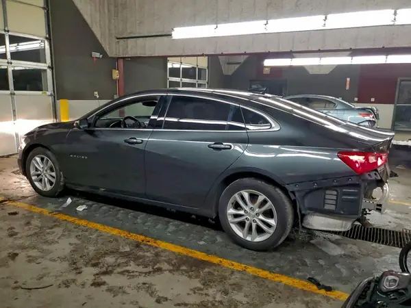 1G1ZD5ST7JF225278 2018 CHEVROLET MALIBU - Image 2