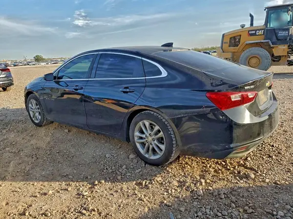 1G1ZD5ST7JF237575 2018 CHEVROLET MALIBU - Image 2