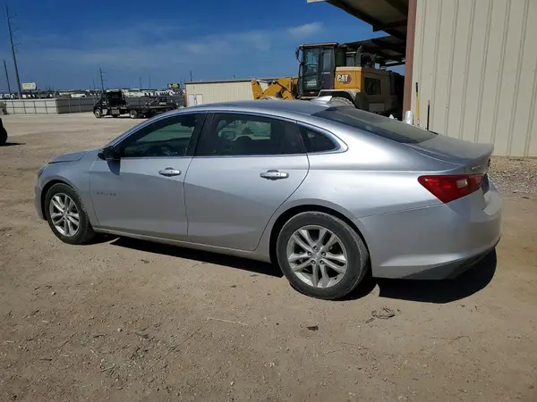 1G1ZD5ST7JF250326 2018 CHEVROLET MALIBU - Image 2