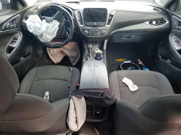 1G1ZD5ST7JF251122 2018 CHEVROLET MALIBU - Image 8