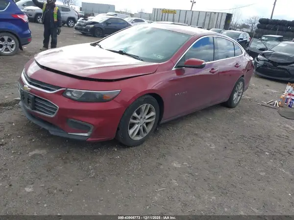 1G1ZD5ST7JF253811 2018 CHEVROLET MALIBU - Image 2