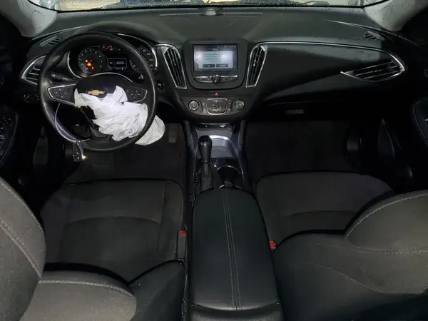 1G1ZD5ST7JF256661 2018 CHEVROLET MALIBU - Image 8