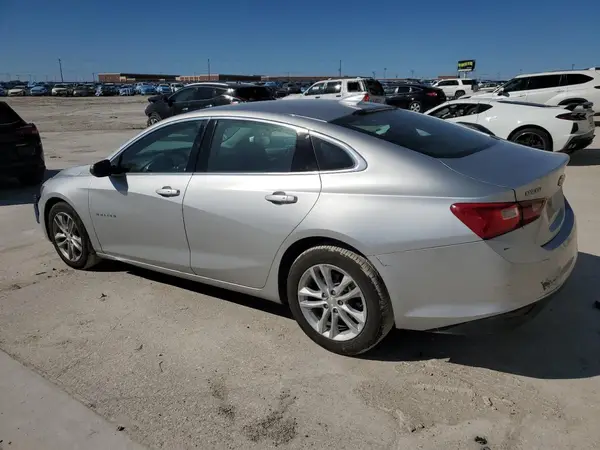 1G1ZD5ST7JF256918 2018 CHEVROLET MALIBU - Image 2