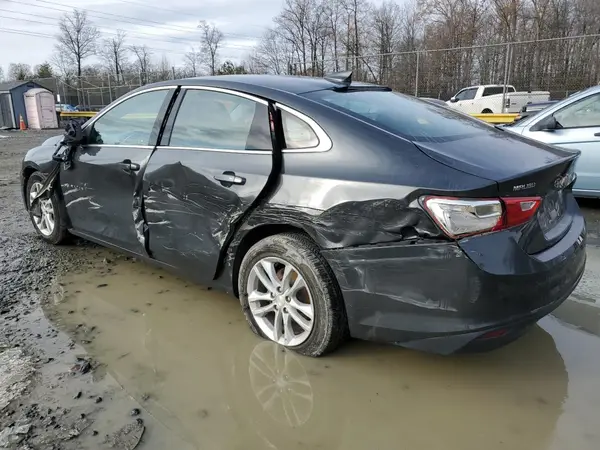 1G1ZD5ST7JF258538 2018 CHEVROLET MALIBU - Image 2