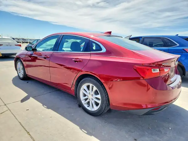 1G1ZD5ST7JF263254 2018 CHEVROLET MALIBU - Image 2