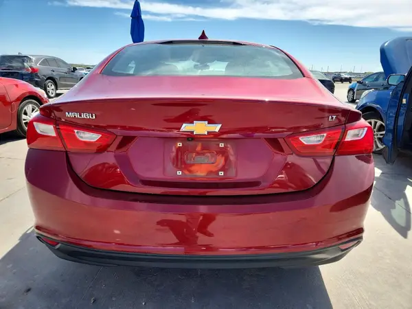 2018 CHEVROLET MALIBU auction photo 6