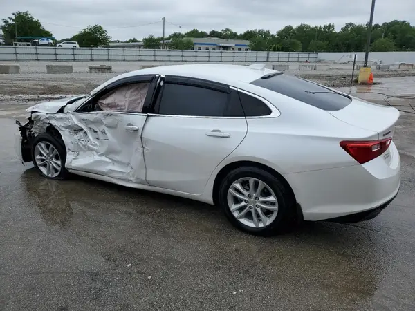 1G1ZD5ST7JF265117 2018 CHEVROLET MALIBU - Image 2