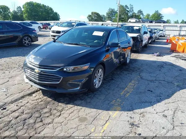 1G1ZD5ST7JF266624 2018 CHEVROLET MALIBU - Image 2
