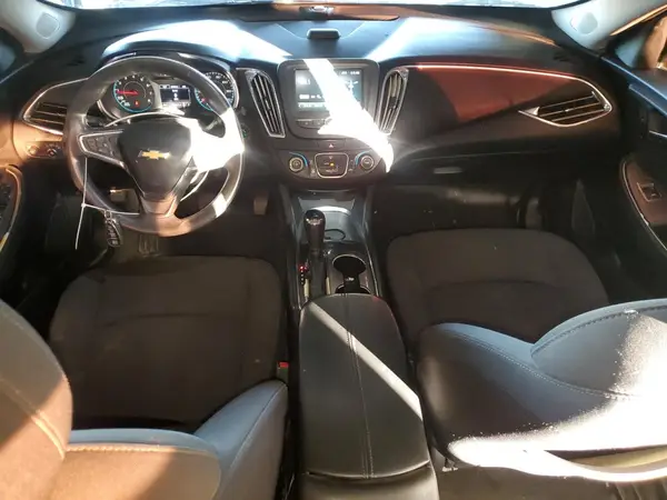1G1ZD5ST7JF266672 2018 CHEVROLET MALIBU - Image 8