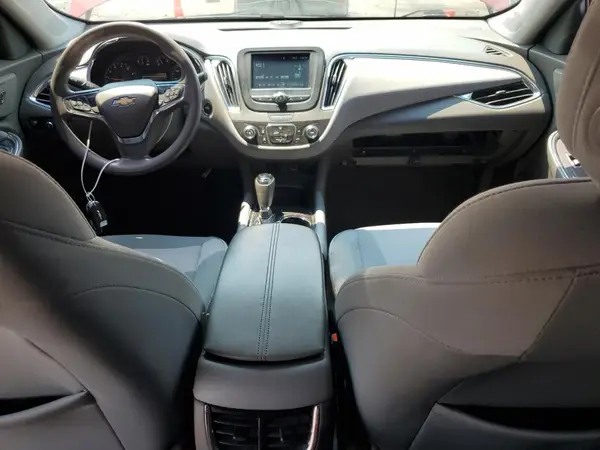 1G1ZD5ST7JF267000 2018 CHEVROLET MALIBU - Image 8