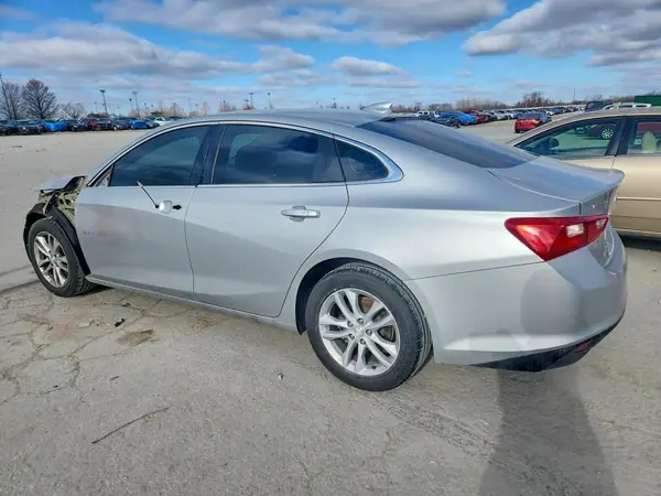 1G1ZD5ST7JF268101 2018 CHEVROLET MALIBU - Image 2