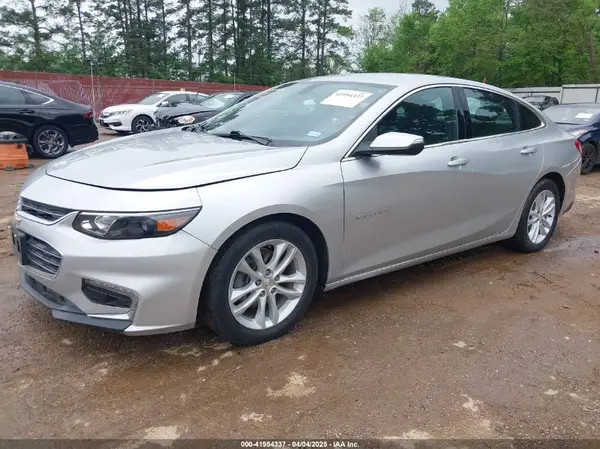1G1ZD5ST7JF270124 2018 CHEVROLET MALIBU - Image 2