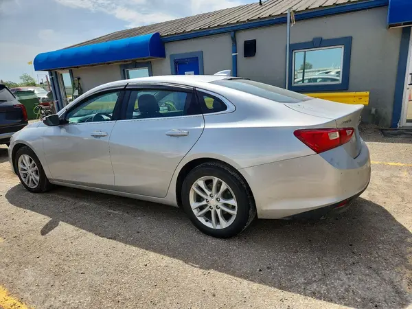 1G1ZD5ST7JF270270 2018 CHEVROLET MALIBU - Image 2