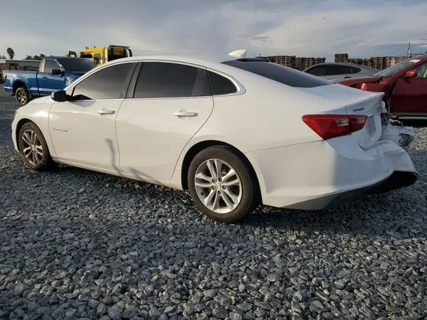 1G1ZD5ST7JF271371 2018 CHEVROLET MALIBU - Image 2