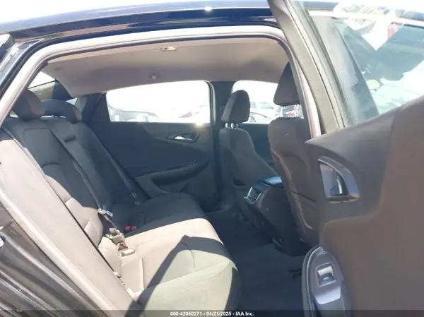 1G1ZD5ST7JF274223 2018 CHEVROLET MALIBU - Image 8
