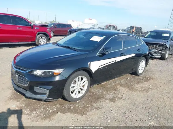 1G1ZD5ST7JF274609 2018 CHEVROLET MALIBU - Image 2
