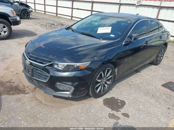 1G1ZD5ST7JF279079 2018 CHEVROLET MALIBU - Image 2