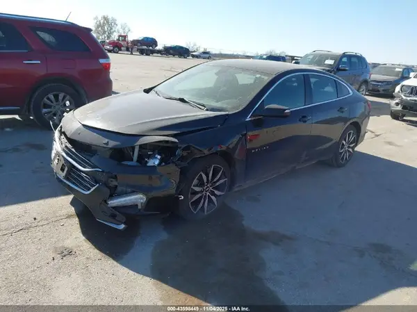 1G1ZD5ST7JF282869 2018 CHEVROLET MALIBU - Image 2