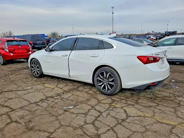 1G1ZD5ST7JF294374 2018 CHEVROLET MALIBU - Image 2