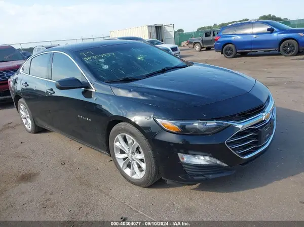 1G1ZD5ST7KF104557 2019 CHEVROLET MALIBU - Image 1