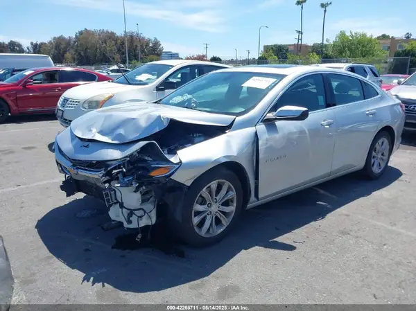 1G1ZD5ST7KF112013 2019 CHEVROLET MALIBU - Image 2