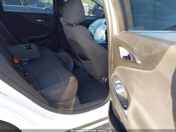 1G1ZD5ST7KF121004 2019 CHEVROLET MALIBU - Image 8