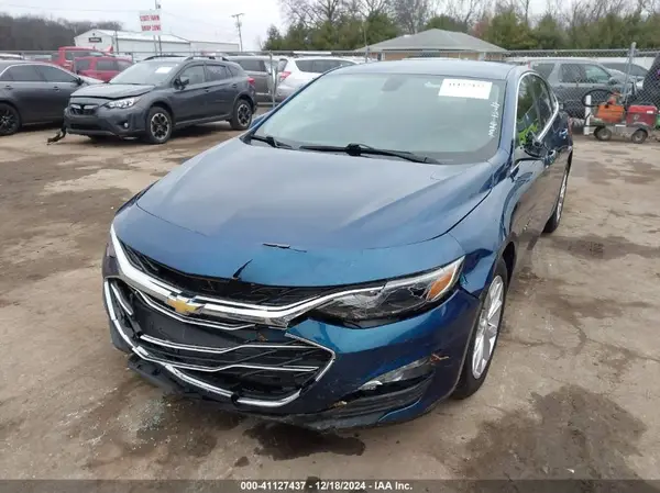 1G1ZD5ST7KF134030 2019 CHEVROLET MALIBU - Image 2