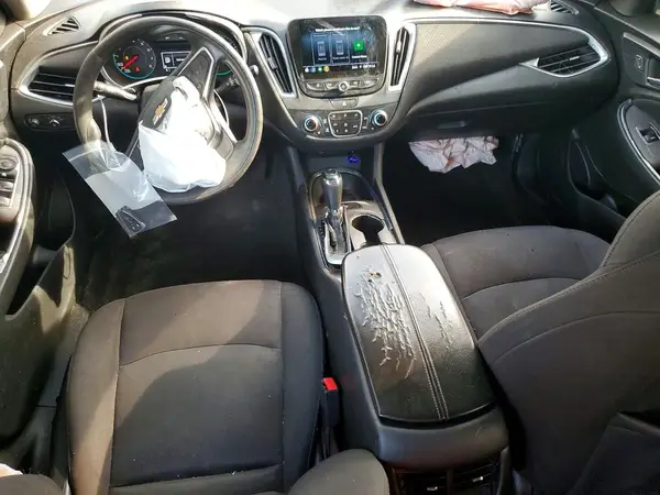 1G1ZD5ST7KF135100 2019 CHEVROLET MALIBU - Image 8