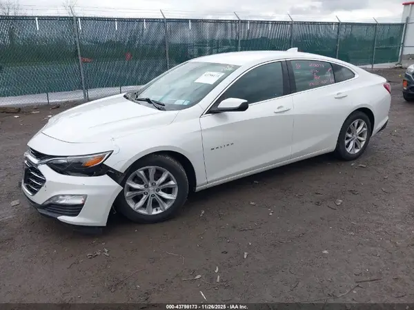 1G1ZD5ST7KF145402 2019 CHEVROLET MALIBU - Image 2