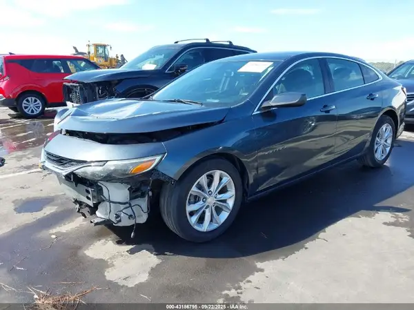 1G1ZD5ST7KF162894 2019 CHEVROLET MALIBU - Image 2