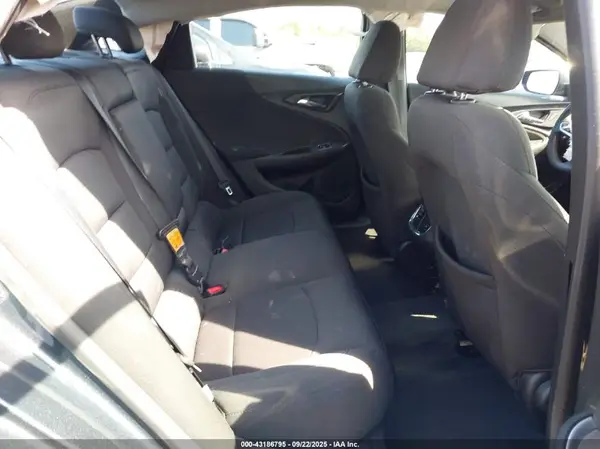 1G1ZD5ST7KF162894 2019 CHEVROLET MALIBU - Image 8