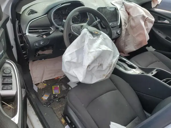 1G1ZD5ST7KF165293 2019 CHEVROLET MALIBU - Image 8