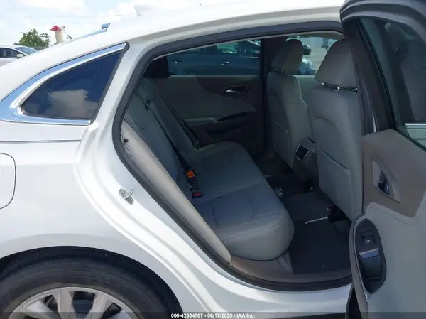 1G1ZD5ST7KF179081 2019 CHEVROLET MALIBU - Image 8