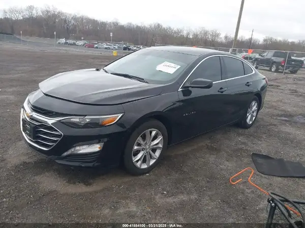 1G1ZD5ST7KF190419 2019 CHEVROLET MALIBU - Image 2