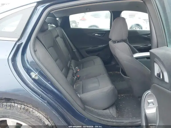 1G1ZD5ST7KF190887 2019 CHEVROLET MALIBU - Image 8