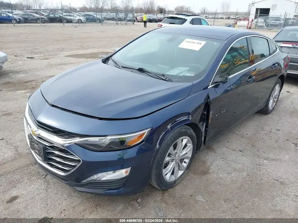 1G1ZD5ST7KF194146 2019 CHEVROLET MALIBU - Image 2