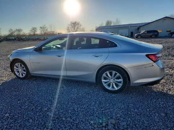 1G1ZD5ST7KF202956 2019 CHEVROLET MALIBU - Image 2