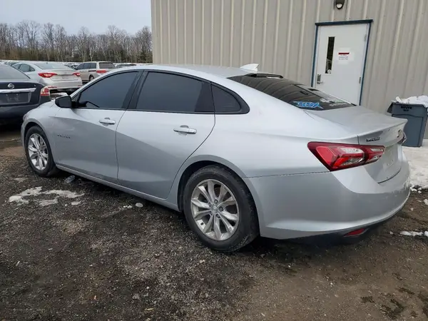 1G1ZD5ST7KF210524 2019 CHEVROLET MALIBU - Image 2