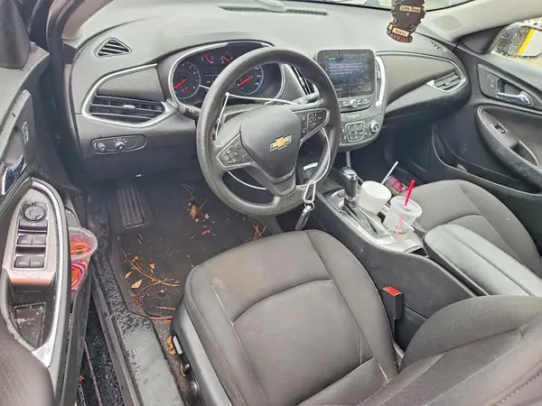 1G1ZD5ST7KF211057 2019 CHEVROLET MALIBU - Image 8