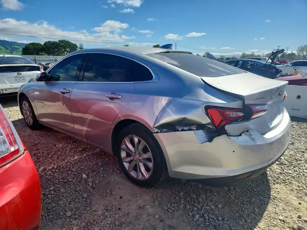 1G1ZD5ST7KF213357 2019 CHEVROLET MALIBU - Image 2