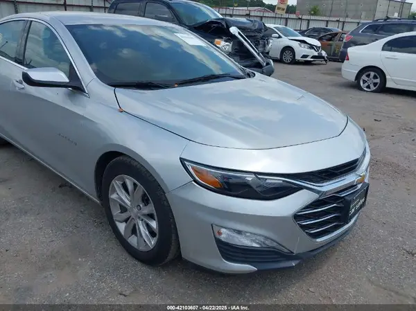 1G1ZD5ST7KF217148 2019 CHEVROLET MALIBU - Image 1