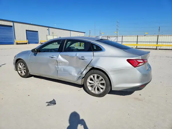 1G1ZD5ST7LF004802 2020 CHEVROLET MALIBU - Image 2
