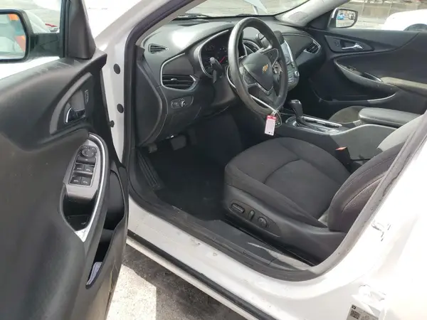 1G1ZD5ST7LF074719 2020 CHEVROLET MALIBU - Image 8