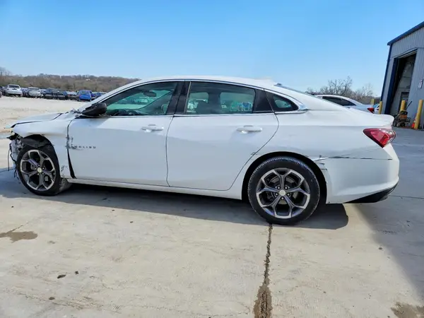 1G1ZD5ST7MF016868 2021 CHEVROLET MALIBU - Image 2