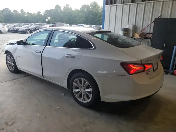 1G1ZD5ST7MF060272 2021 CHEVROLET MALIBU - Image 2