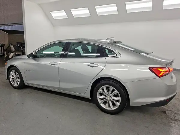 1G1ZD5ST7NF122013 2022 CHEVROLET MALIBU - Image 2