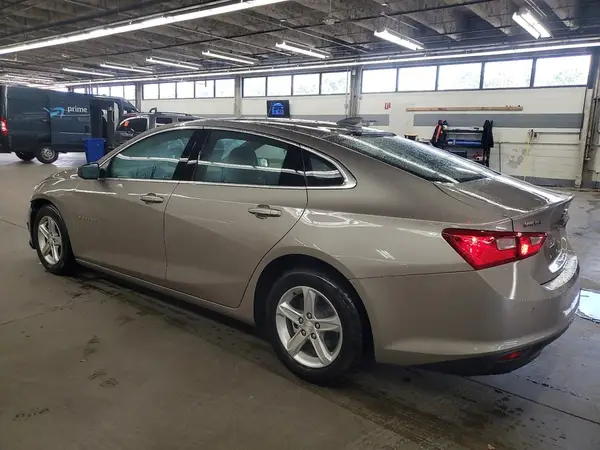 1G1ZD5ST7PF210451 2023 CHEVROLET MALIBU - Image 2