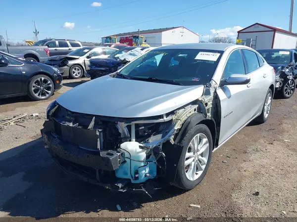 1G1ZD5ST8JF106364 2018 CHEVROLET MALIBU - Image 2