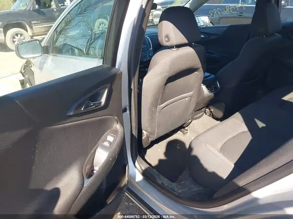 1G1ZD5ST8JF106364 2018 CHEVROLET MALIBU - Image 8
