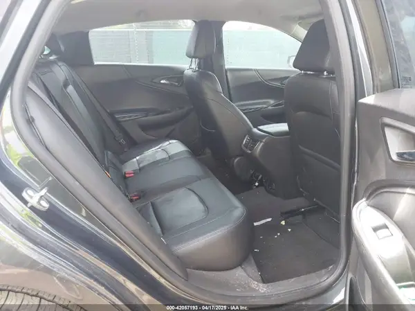 1G1ZD5ST8JF111385 2018 CHEVROLET MALIBU - Image 8